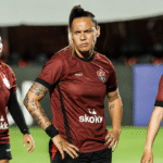 Vitória sofre revés diante do São Paulo e vê situação ficar ainda mais difícil