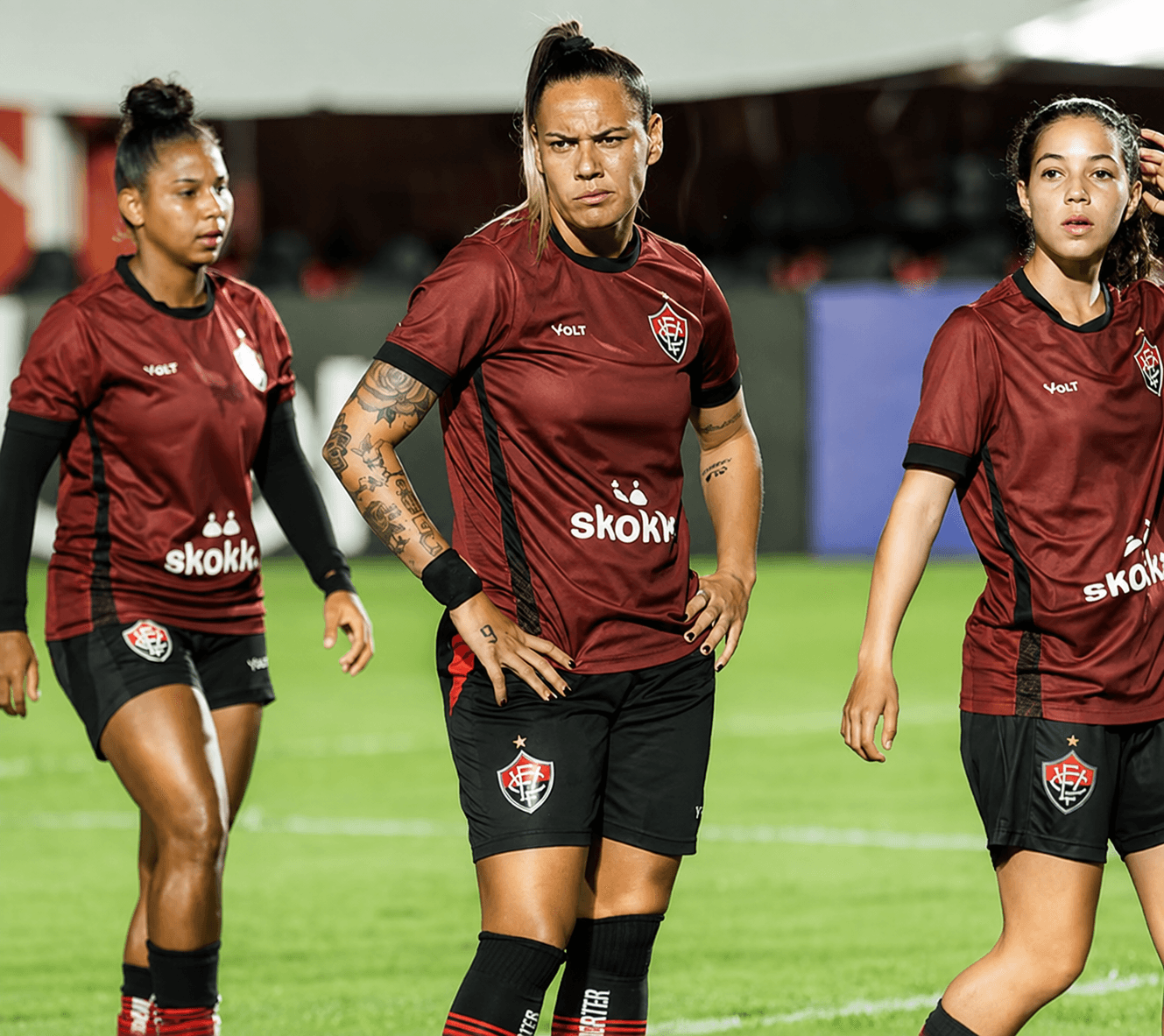 Vitória sofre revés diante do São Paulo e vê situação ficar ainda mais difícil