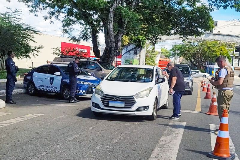 Lauro de Freitas reforça combate ao comércio irregular de animais