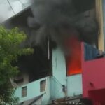 Incêndio de grandes proporções atinge casa na Avenida Garibaldi