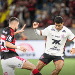 Vitória perde para o Flamengo e segue sem vencer fora de casa no Brasileirão