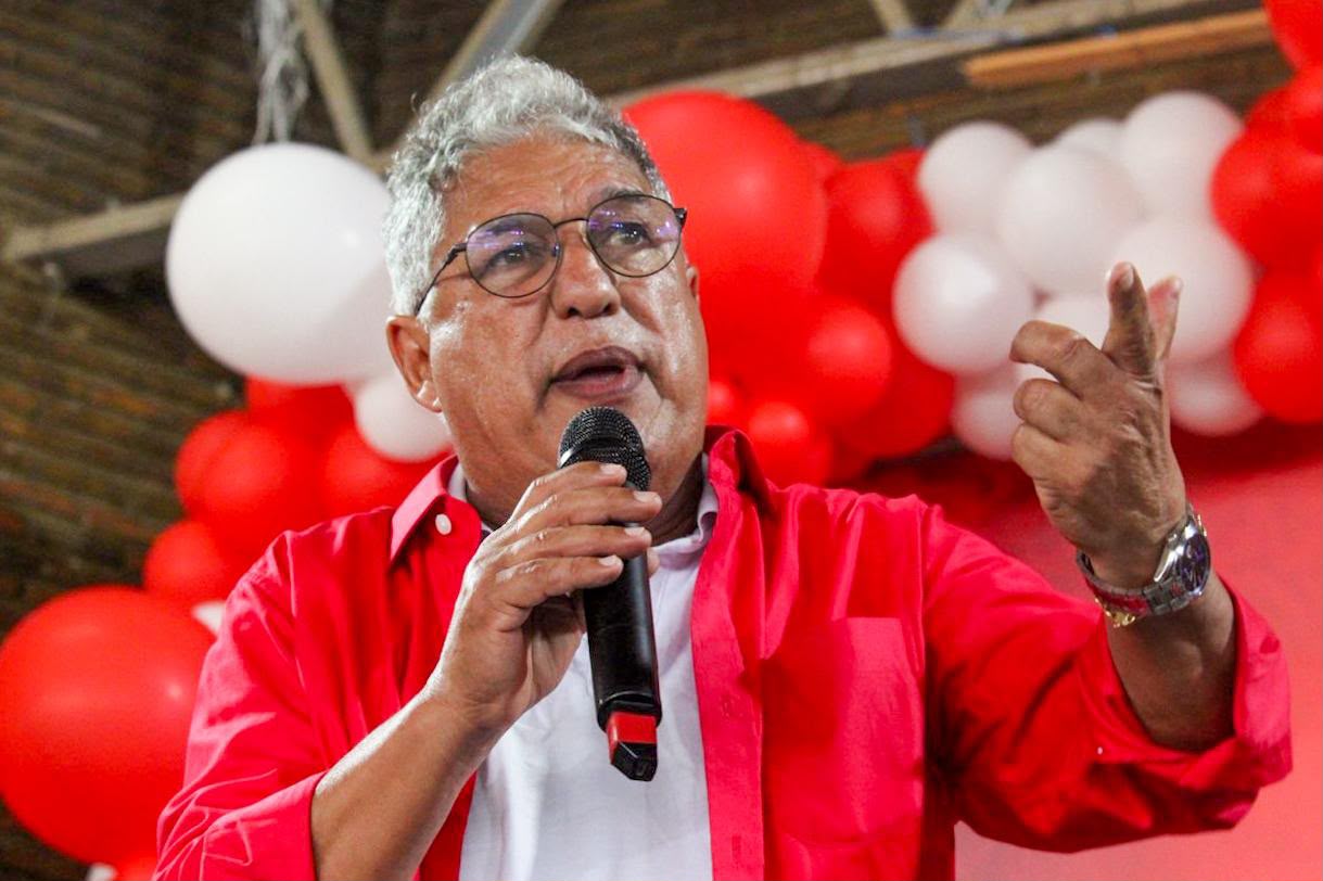 “Não basta recorrer à retórica para esconder contradições”, diz Rosemberg sobre sabatina de ACM Neto