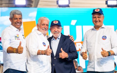 Imagem do post Wagner questiona estratégia de palanque da oposição e cita diferenças sobre Lula