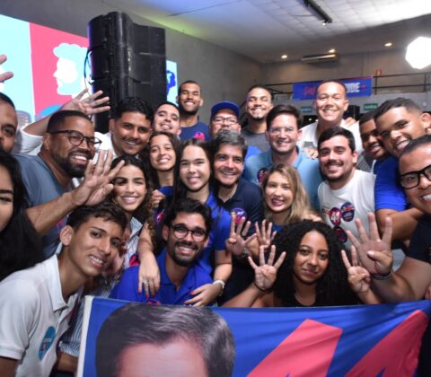Imagem do post ACM Neto apresenta propostas para educação e segurança durante encontro com jovens