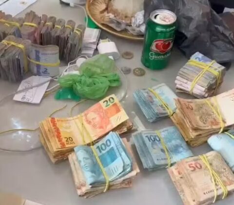 Imagem do post Polícia deflagra operação contra tráfico de drogas e apreende R$ 57 mil em dinheiro e