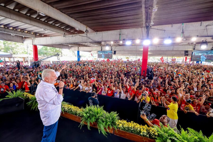 Jaques Wagner provoca oposição: “Enquanto eles elaboram propostas com apoio tecnológico, nossa equipe percorreu os 27 territórios da Bahia”