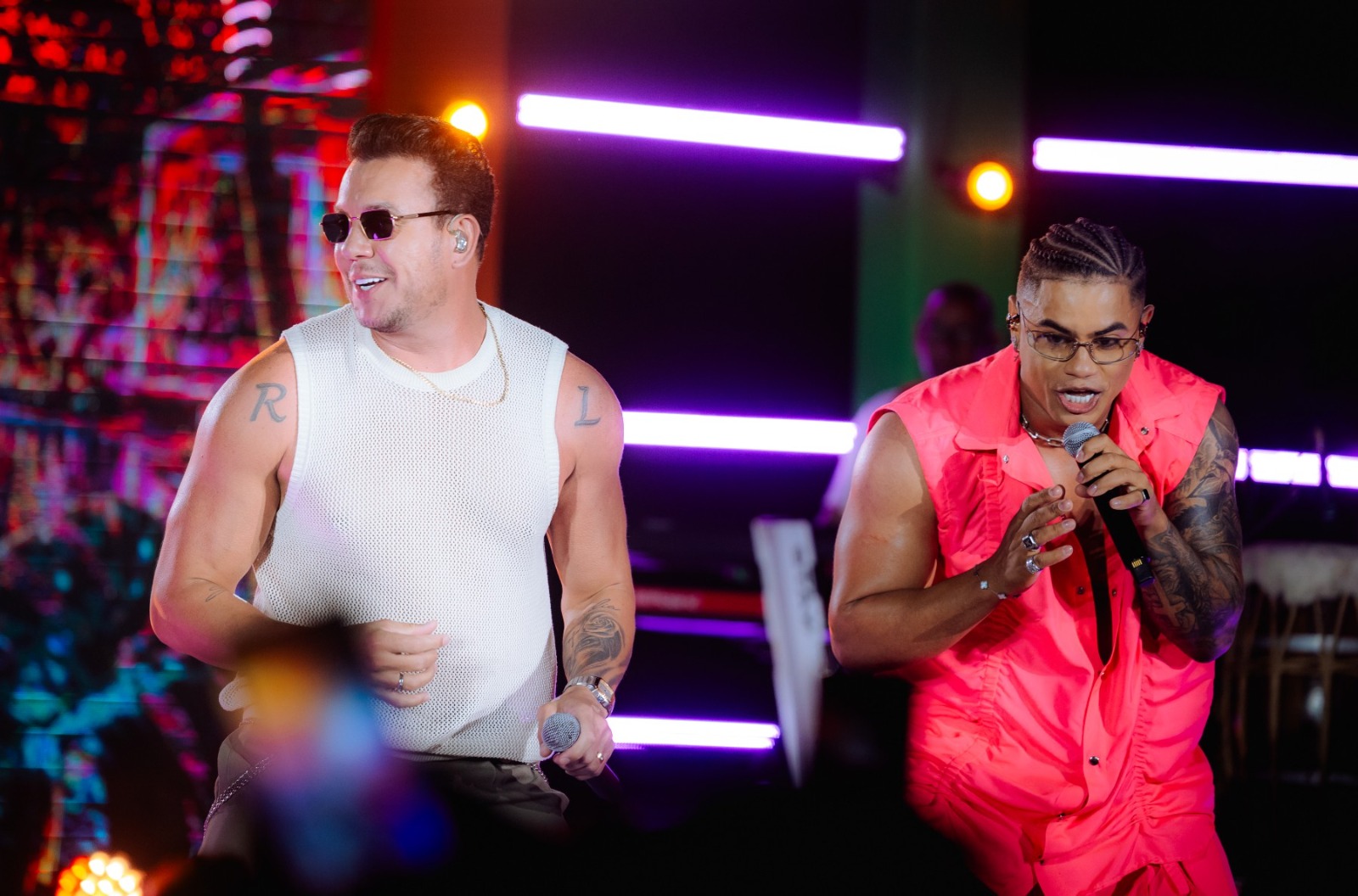 Banda ThePlay dá pontapé em seu verão e transforma a Casa Privilege em templo do pagode baiano