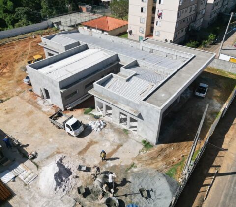 Imagem do post Lauro de Freitas: obra da USF de Capiarara ultrapassa 60% e entra na fase de acabamentos