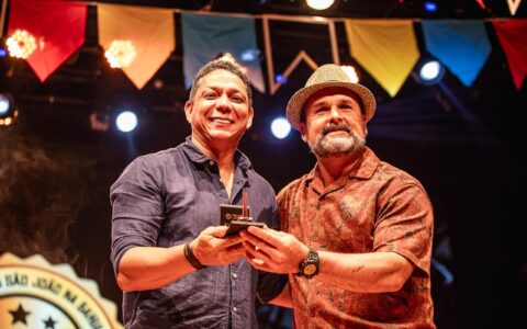 Imagem do post Targino Gondim vence prêmio de Melhor Audiovisual e coloca Juazeiro em destaque no São João da Bahia