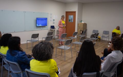 Imagem do post Professores de Lauro de Freitas recebem formação em recursos pedagógicos acessíveis