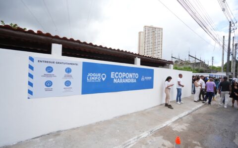 Imagem do post Prefeitura entrega 14 novos boxes no Camelódromo de Narandiba e inaugura ecoponto