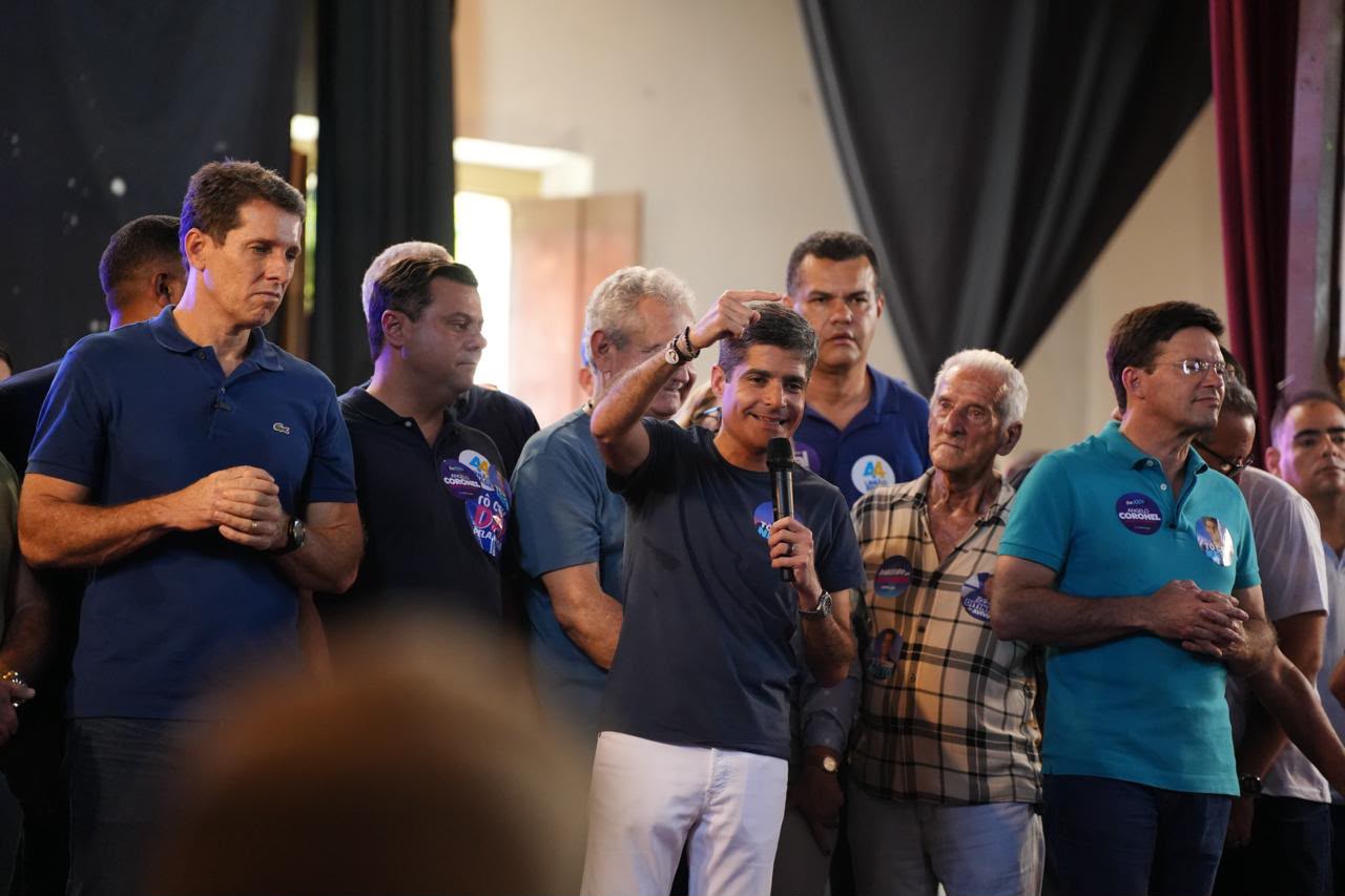 ACM Neto promete “pulso firme” na segurança e critica BR-324 em Nazaré