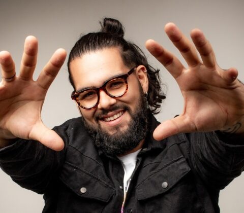 Imagem do post Biel Brito, da banda DiDengo, reúne parcerias com grandes nomes e destaca trajetória na música baiana