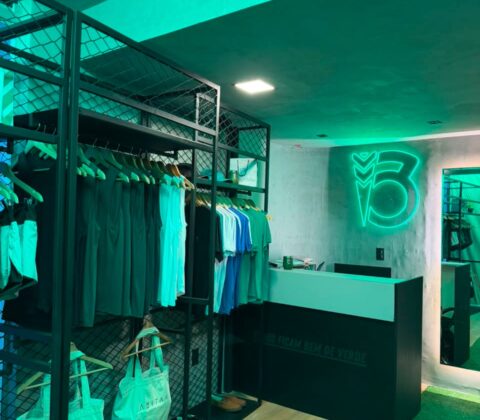 Imagem do post ABITAH amplia atuação e lança marca própria de roupas