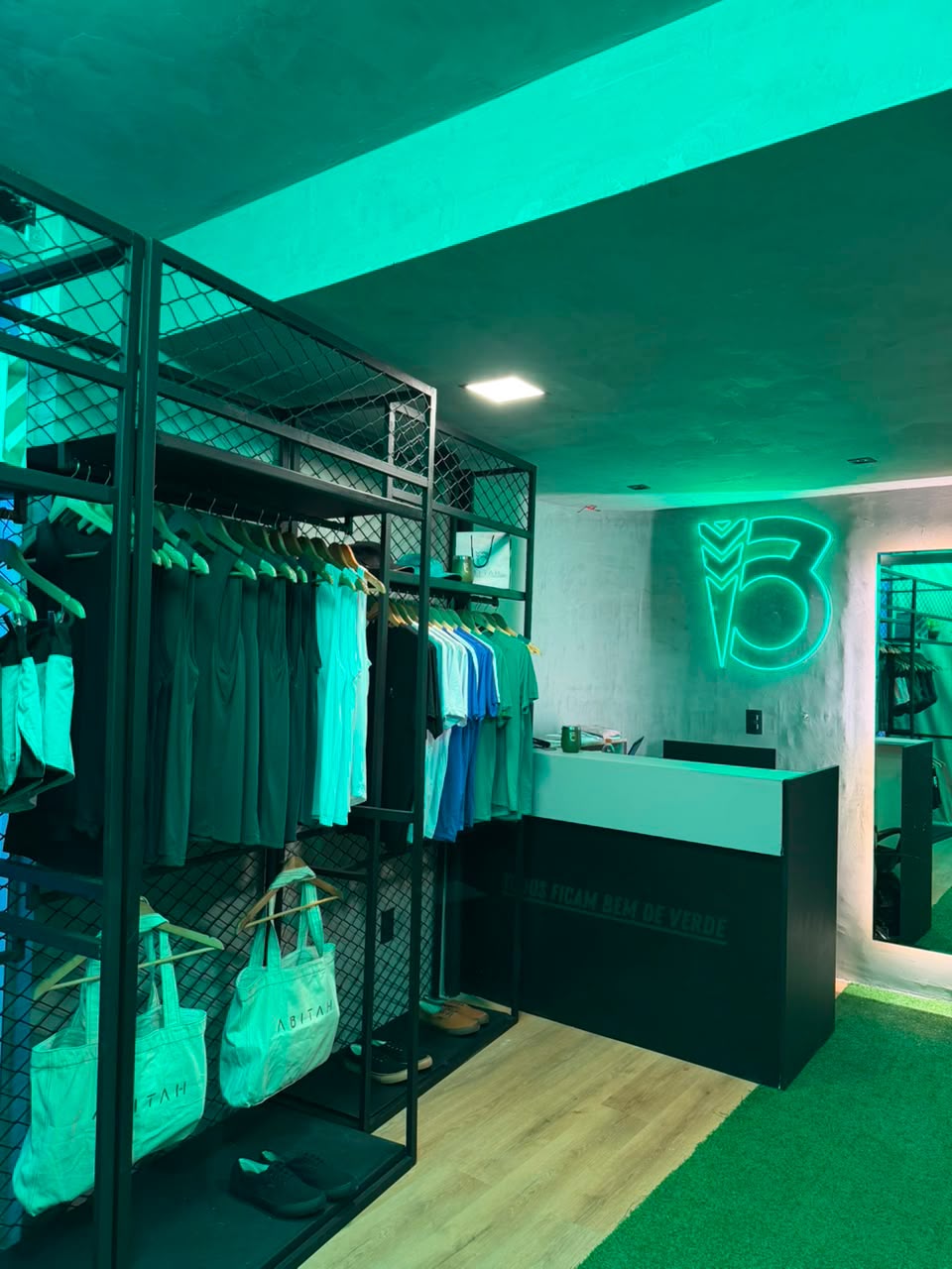 ABITAH amplia atuação e lança marca própria de roupas
