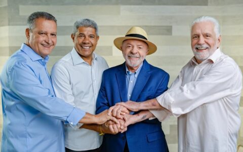 Imagem do post Jerônimo Rodrigues abre campanha com caminhada em Salvador e comício em Irecê