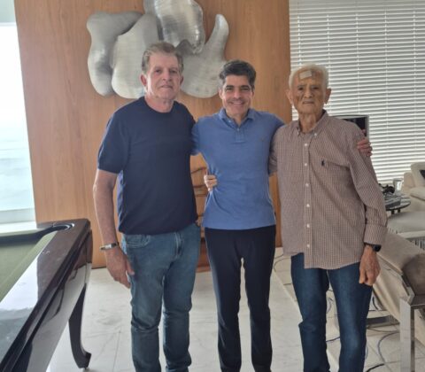 Imagem do post Ex-prefeitos de Caetité anunciam apoio a ACM Neto: “De corpo, alma e coração”