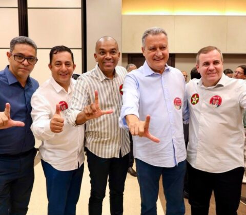 Imagem do post Rui Costa defende política de respeito aos municípios em encontro com prefeitos