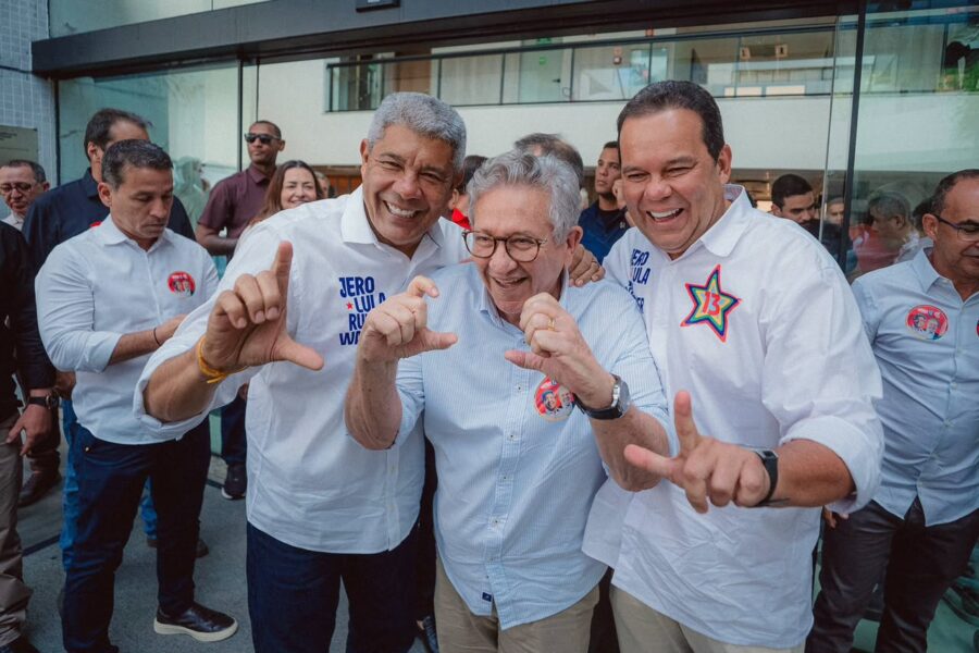 “São mais de 300 prefeitos que apoiam esse projeto”, afirma Caetano em encontro com Jerônimo