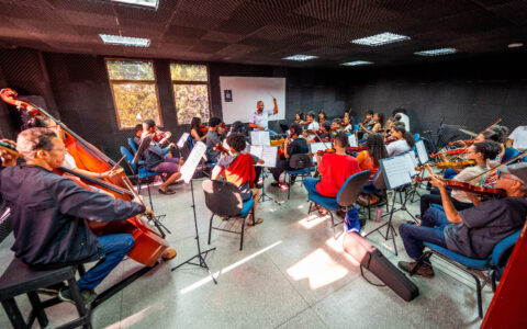 Imagem do post Orquestra Juvenil de Camaçari apresenta recital gratuito nesta quinta