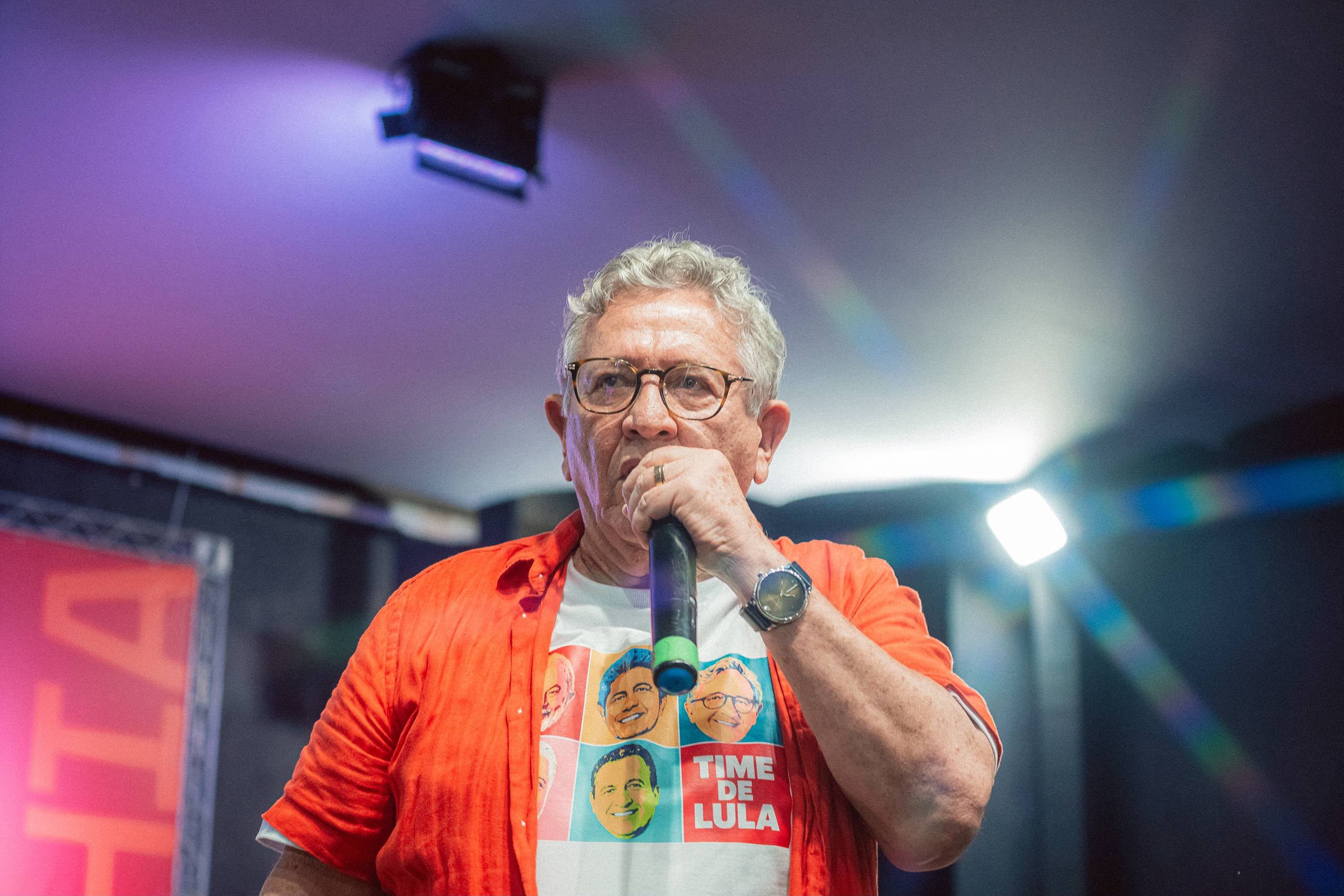 Luiz Caetano destaca investimentos estaduais em Salvador e defende alinhamento com Lula