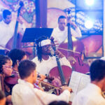 Orquestra Juvenil de Camaçari faz primeira apresentação e emociona público na Cidade do Saber