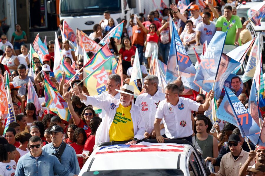 Wagner pede comparação entre projetos e reforça unidade da chapa governista