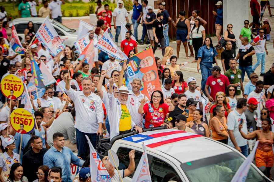 Wagner convoca militância a divulgar ações de Lula e Jerônimo no interior