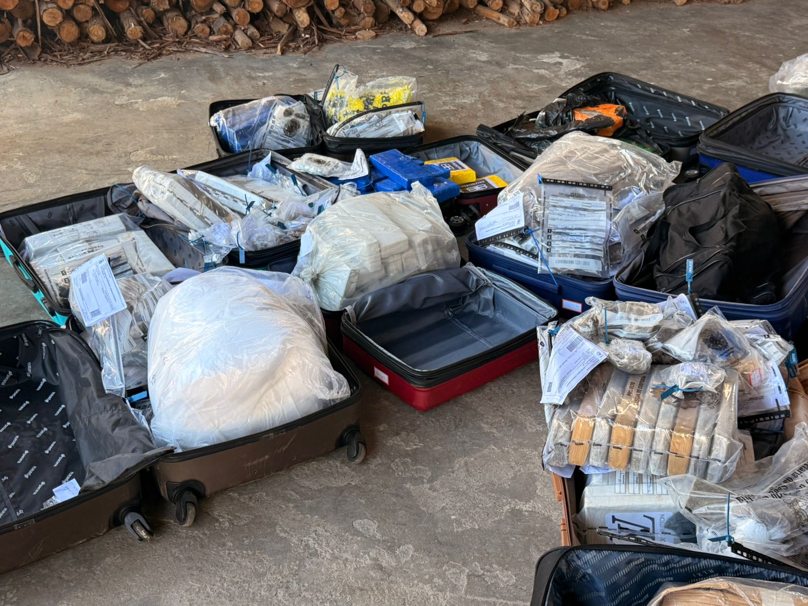 Polícia Civil incinera 400 quilos de drogas em Vitória da Conquista