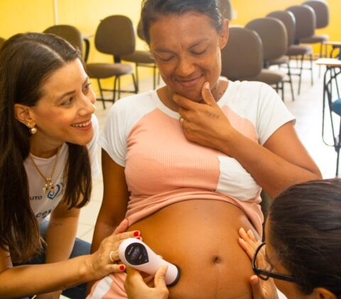 Imagem do post Instituto Vida Maria oferece cerca de 500 atendimentos gratuitos de saúde no Imbuí para grávidas, mães e meninas entre 15 e 19 anos