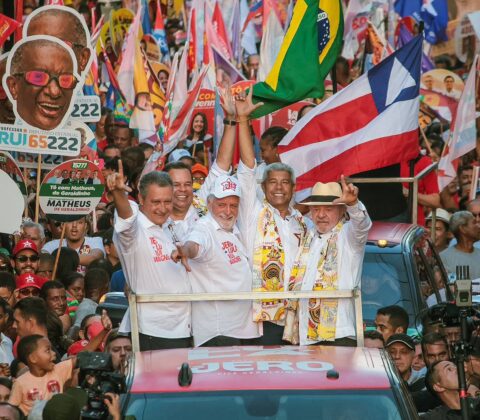 Imagem do post “Na hora que a gente dominar a tecnologia, a gente vai exportar conhecimento”, diz Lula em Salvador.