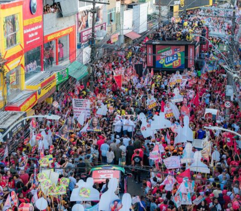 Imagem do post Lula e Jerônimo reúnem cerca de 20 mil pessoas em ato no bairro da Liberdade