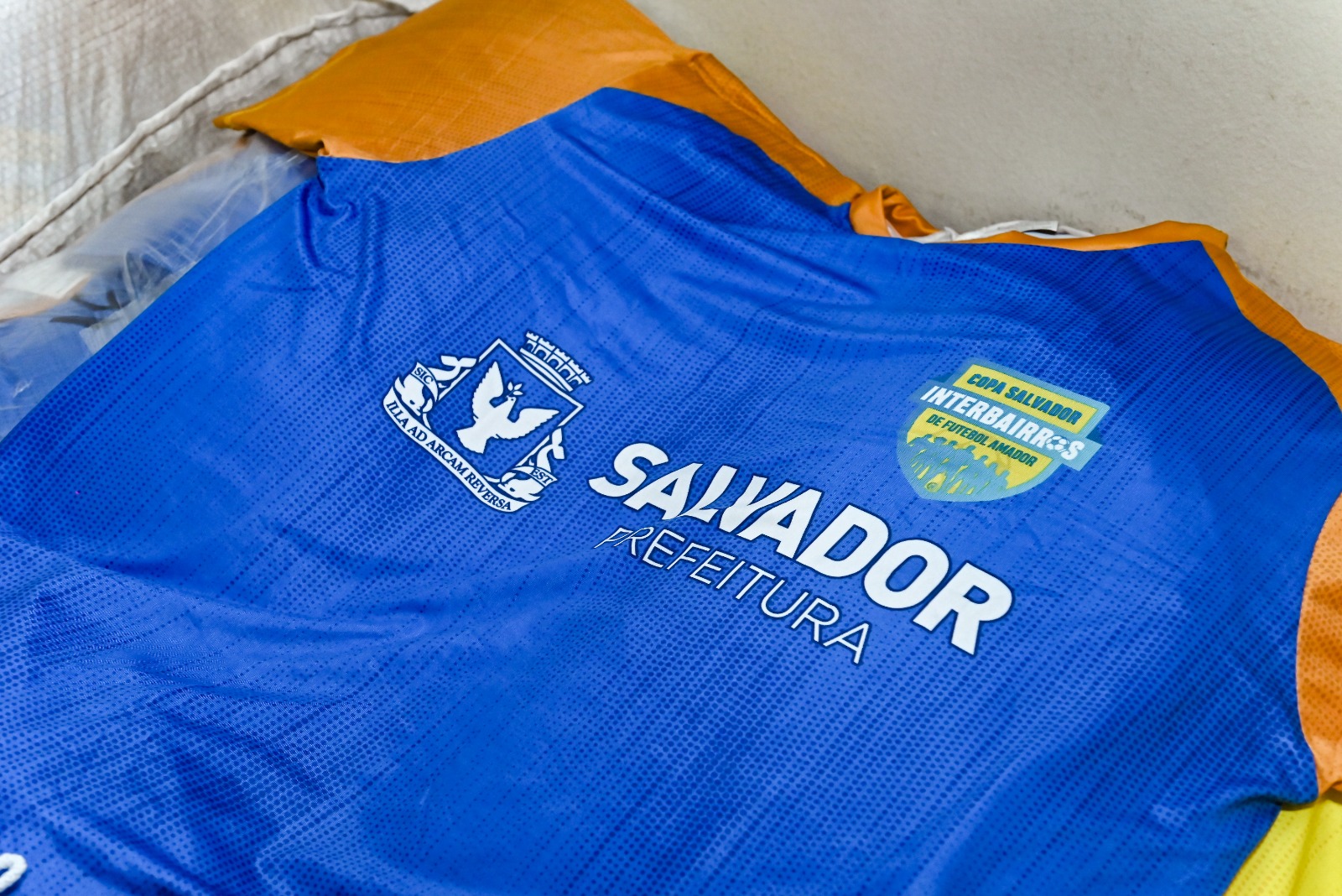 Copa Salvador Interbairros começa neste domingo (30) com dois jogos em São Cristóvão e estreia do futebol feminino