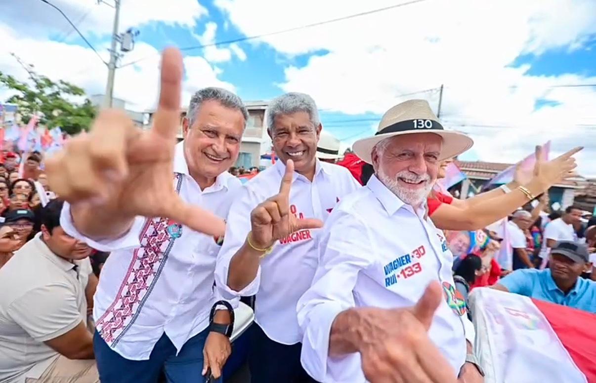 ”Quem vota em Lula vota casado em Wagner e Rui para o Senado”, diz Rui Costa em Itatim
