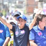 ACM Neto leva mega carreata ao Subúrbio de Salvador e manda recado sobre disputa pelo Governo