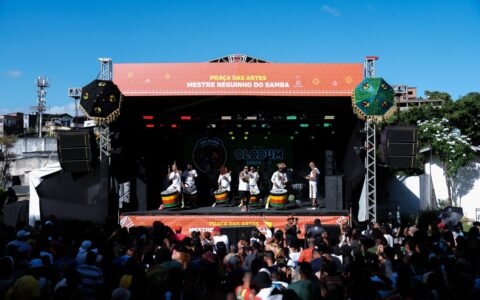 Imagem do post Olodum celebra primeiro ensaio do bloco com ingressos esgotados no Pelourinho