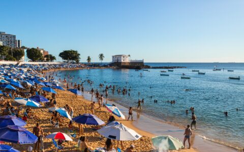 Imagem do post Porto da Barra terá área exclusiva para banho com boias; instalação começa nesta terça (1º)