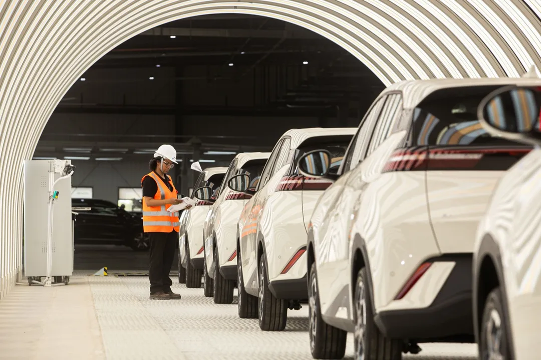 BYD abre vagas exclusivas para pessoas com deficiência na Bahia; veja como se inscrever