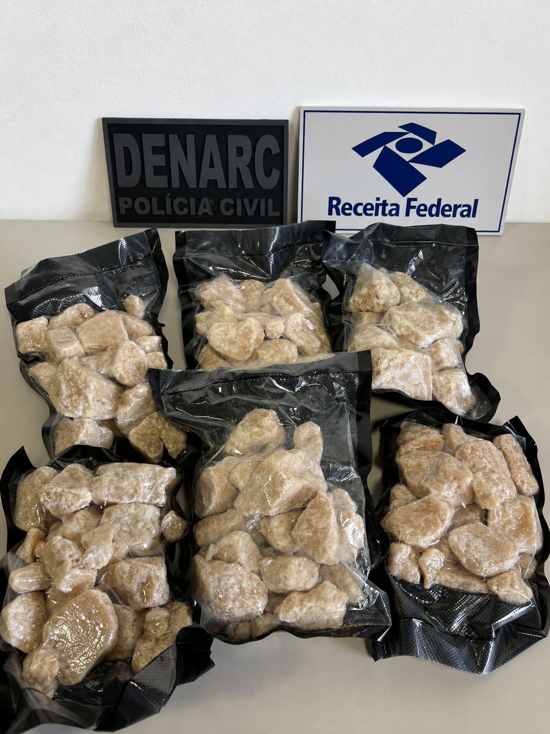 Ação integrada apreende 3kg de droga avaliada em mais de R$ 2 milhões