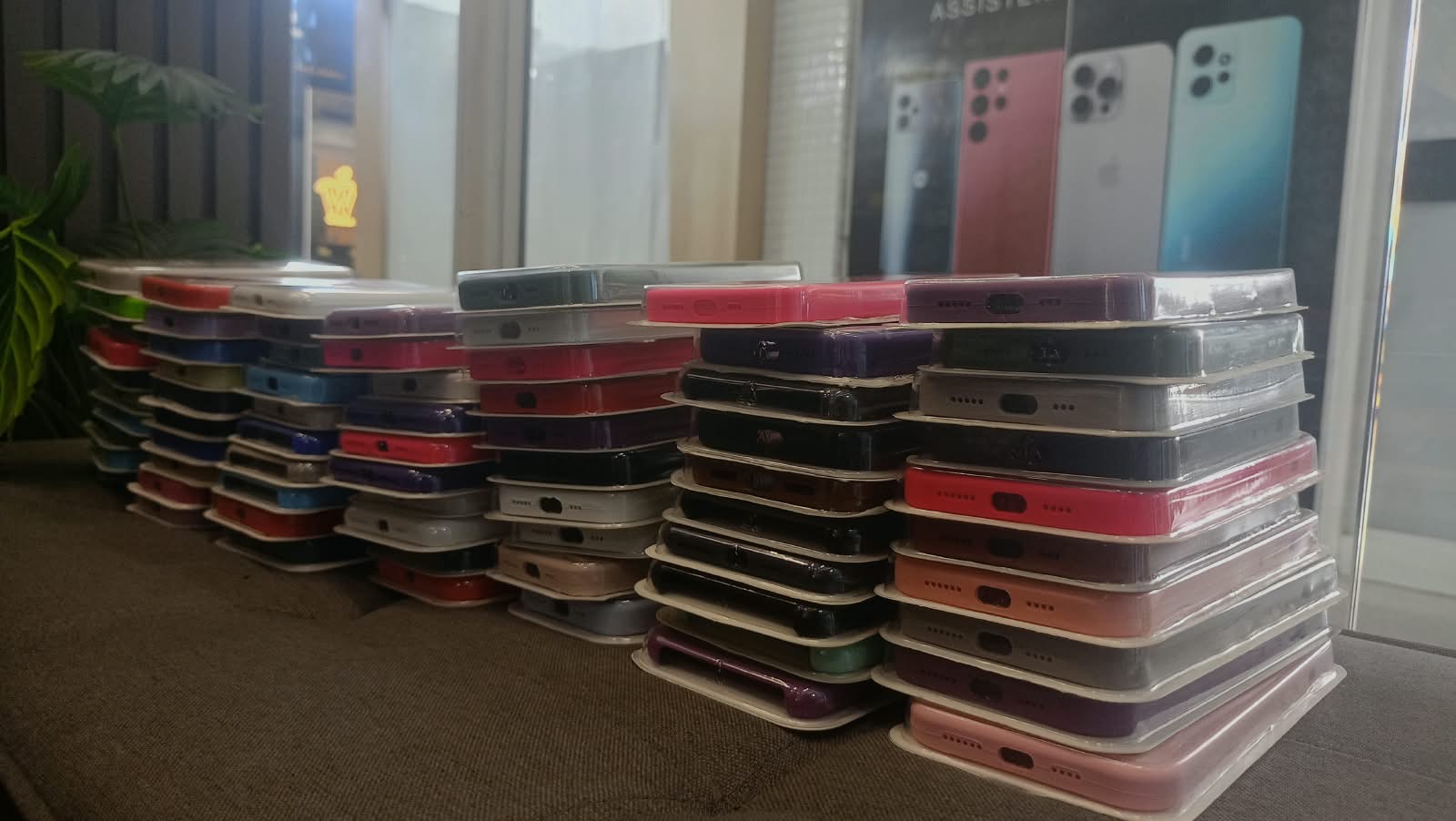 Operação Mobile apreende celulares e acessórios em Feira de Santana