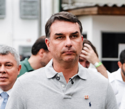 Imagem do post Flávio Bolsonaro declara patrimônio de R$ 8 milhões e valor chama atenção