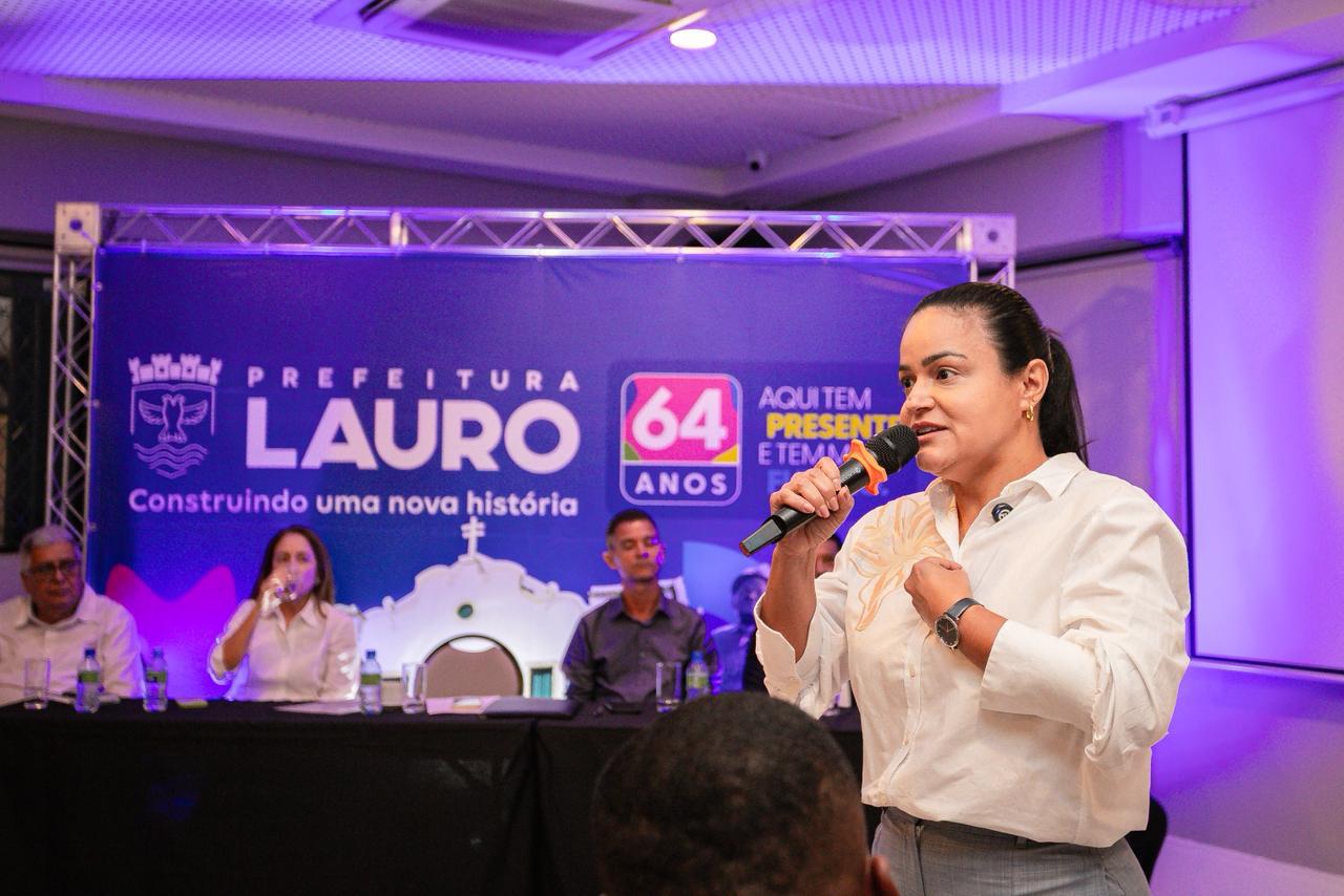Lauro de Freitas: “Semente que estamos plantando para o futuro”, diz Débora Regis sobre PDDU