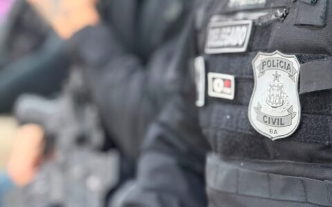 Imagem do post Homem é preso por tráfico de drogas durante cumprimento de mandado