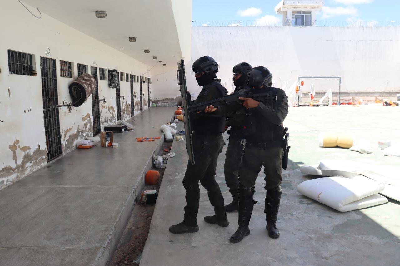 Operação MUTE chega ao Conjunto Penal de Juazeiro