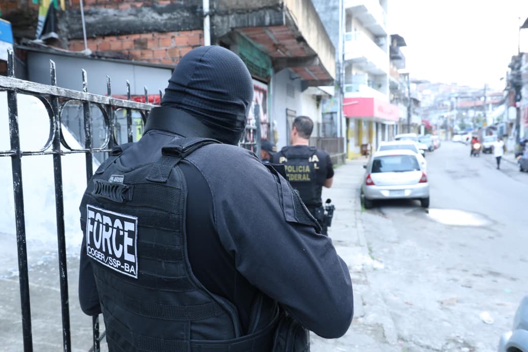 PF e SSP deflagram operação contra ex-policial envolvido em fraudes para registros de CACs