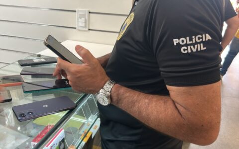 Imagem do post Polícia Civil fiscaliza estabelecimentos de venda e conserto de celulares