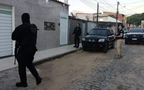 Imagem do post Operação Quatro Torres cumpre 18 mandados judiciais e prende quatro suspeitos em flagrante