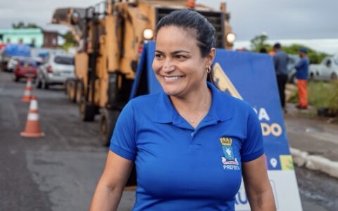 Imagem do post “Estamos conseguindo transformar diálogo em serviços de verdade”, diz Débora Regis sobre pavimentação em Lagoa dos Patos