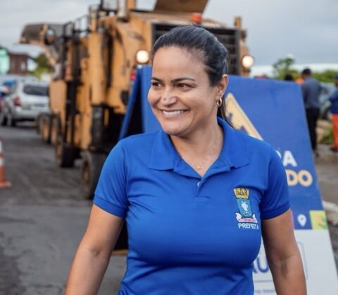Imagem do post “Estamos conseguindo transformar diálogo em serviços de verdade”, diz Débora Regis sobre pavimentação em Lagoa dos Patos