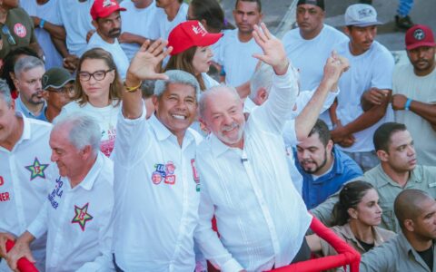 Imagem do post Jerônimo desiste de debate na TV Bahia e exalta presença de Lula em Salvador: “Não pensei duas vezes”